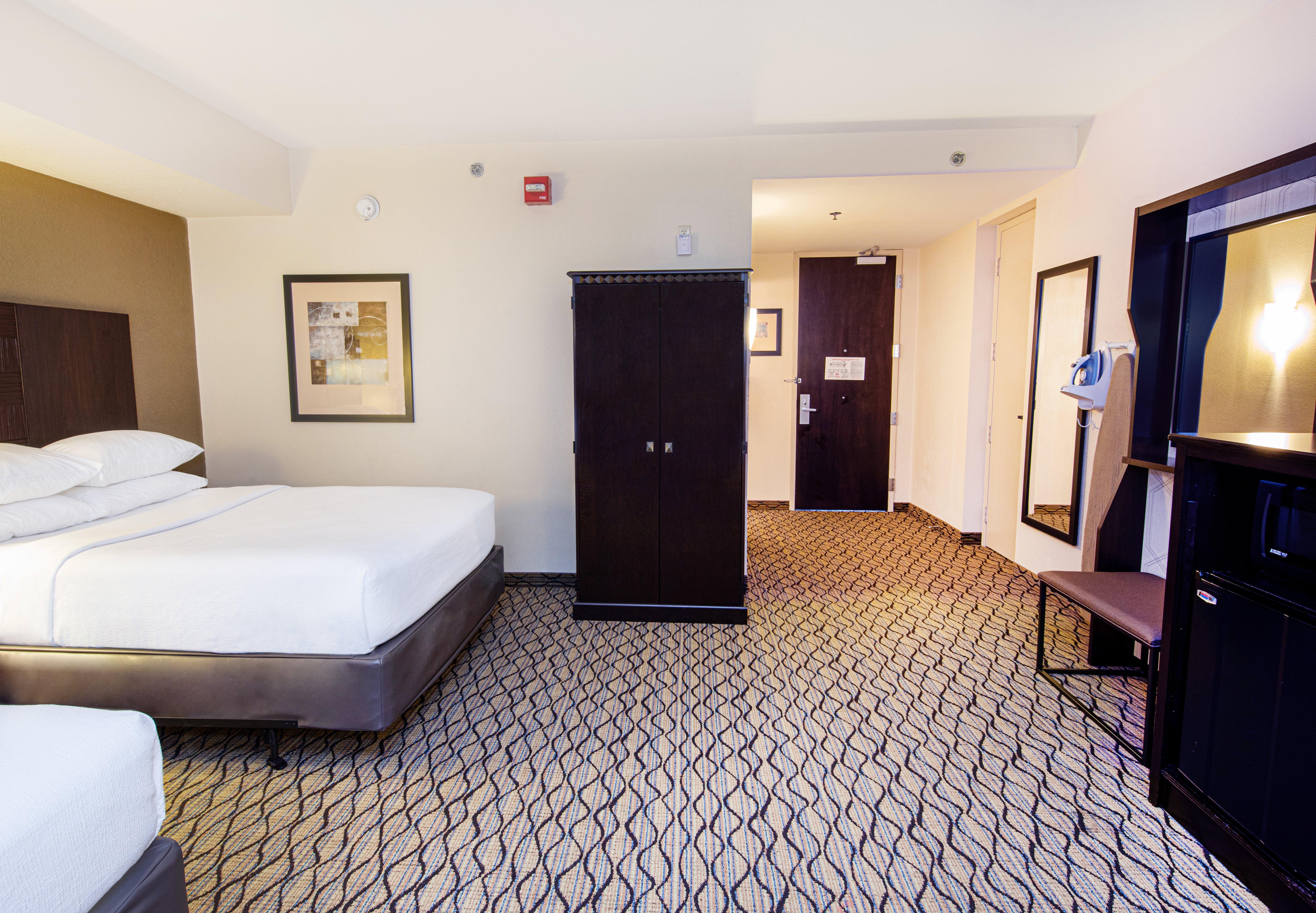 Holiday Inn St. Louis Airport West Earth City By Ihg Exterior photo