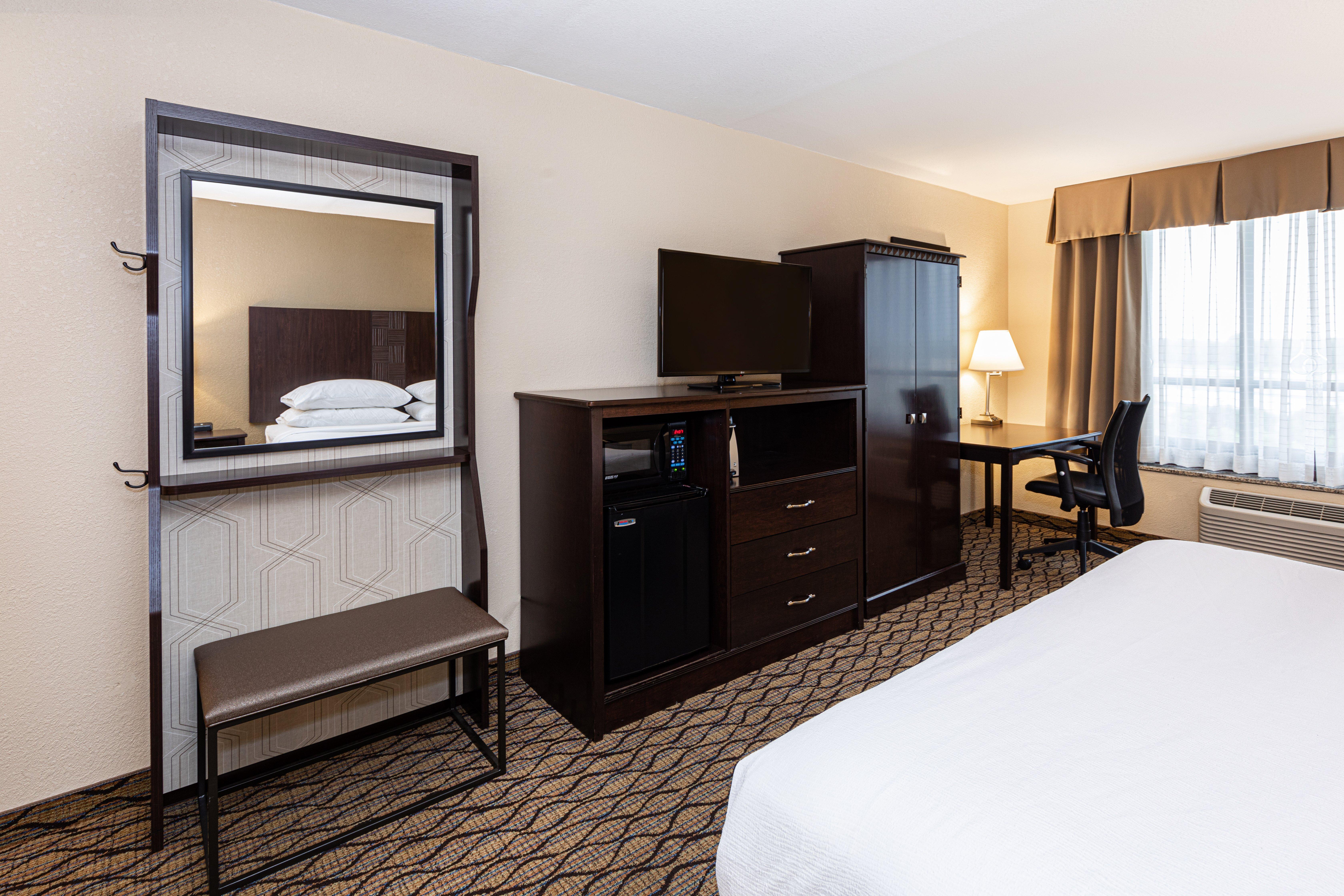 Holiday Inn St. Louis Airport West Earth City By Ihg Exterior photo